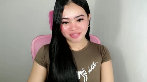 Snapshot of alesha_vibe_me chatting on May 2026 02:24:02 PM alesha_vibe_me online show from May 2026 02:24:02 PM