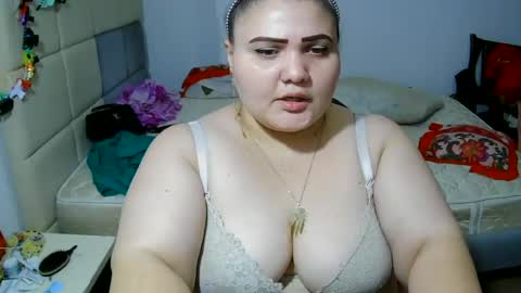 Snapshot of alesia_jones01 chatting on June 2026 05:30:02 AM Alesia jones01 online show from June 2026 05:30:02 AM