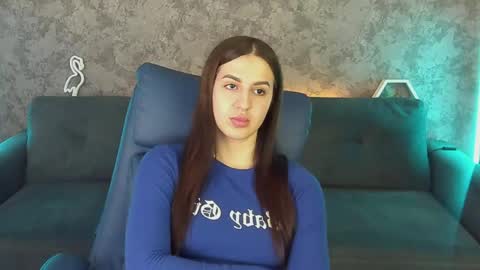 alesiadessmond online show from May 2026 07:25:02 AM