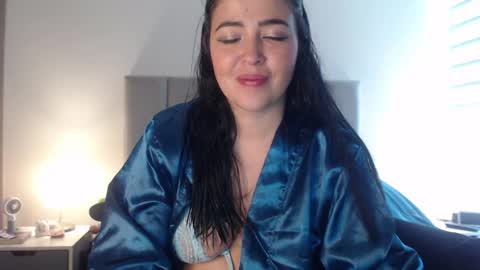 Aleska online show from January 2025 02:49:02 PM