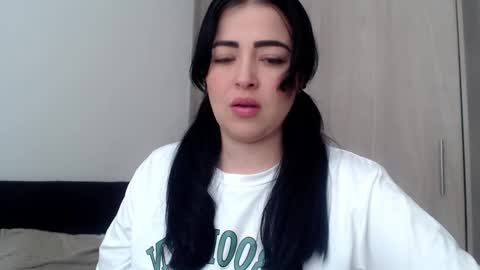 Aleska online show from February 2025 02:59:02 PM