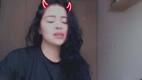 Aleska online show from September 2025 06:09:02 PM