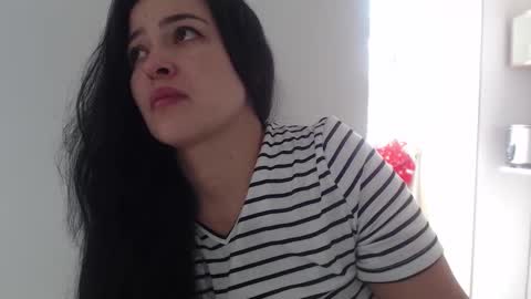 Snapshot of aleska_bell69 chatting on November 2025 04:07:01 PM Aleska online show from November 2025 04:07:01 PM