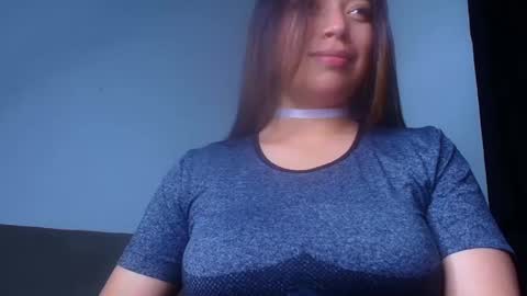 QUEEN OFF MILk  IM BACK  15 NOV online show from March 2025 12:54:02 AM