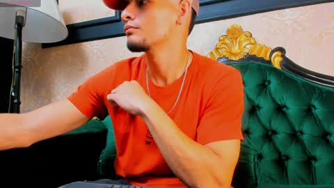 Snapshot of aless_king chatting on January 2025 11:52:01 AM Alessandro King online show from January 2025 11:52:01 AM