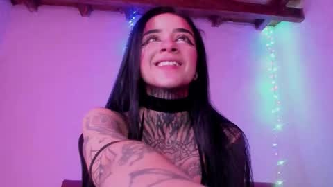 Snapshot of alessafrost_ chatting on November 2025 11:49:02 PM Onlyfans Babykarma6 online show from November 2025 11:49:02 PM