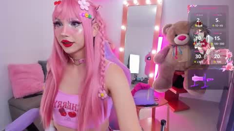 Alessa online show from September 2025 06:52:02 PM