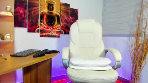 ALESSANDRO  WYE online show from January 2025 08:50:01 AM