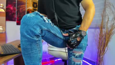 ALESSANDRO  WYE online show from January 2025 11:56:01 AM