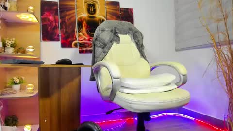 ALESSANDRO  WYE online show from January 2025 03:22:02 AM