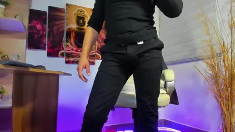 ALESSANDRO  WYE online show from February 2025 04:42:02 AM