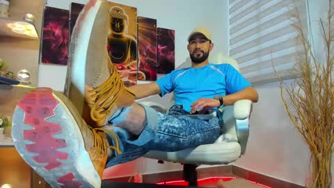 ALESSANDRO  WYE online show from February 2025 11:55:01 AM