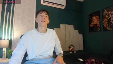 Alessandro Dybala online show from March 2025 11:36:02 AM