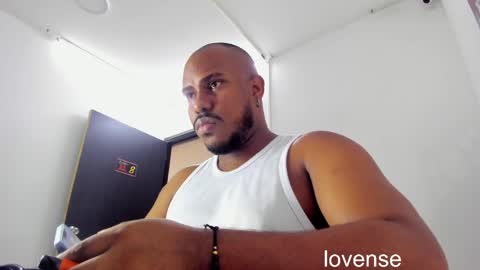Snapshot of alessandro_hamed chatting on May 2026 04:26:01 PM alessandro hamed online show from May 2026 04:26:01 PM