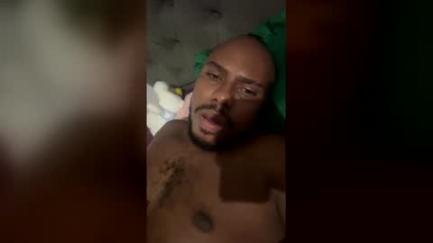 Snapshot of alessandro_hamed chatting on June 2026 02:24:01 AM alessandro hamed online show from June 2026 02:24:01 AM