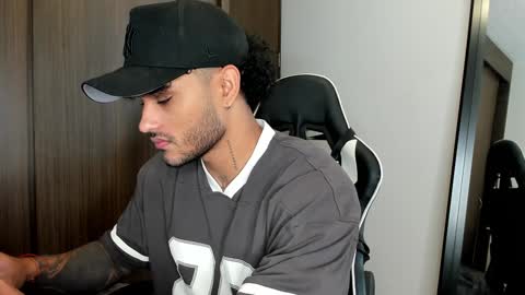 Alessandro Vanni online show from December 2024 03:24:02 PM