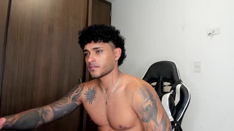 Alessandro Vanni online show from February 2025 10:49:02 PM