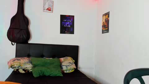 Alessandro online show from December 2024 02:24:01 AM