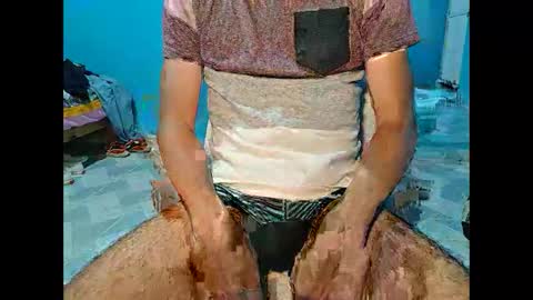 alessandrodmv online show from October 2025 06:25:01 AM