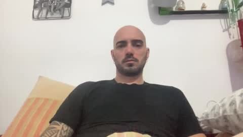 alessandromori91 online show from February 2026 08:39:01 PM