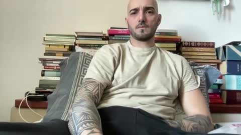 alessandromori91 online show from March 2026 10:18:02 AM