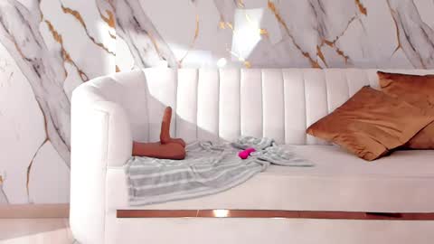 Snapshot of alessaromero chatting on March 2025 01:48:02 AM ALESSA ROMERO online show from March 2025 01:48:02 AM