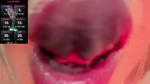 Snapshot of alessia12_ chatting on February 2025 08:34:02 PM Alessia online show from February 2025 08:34:02 PM