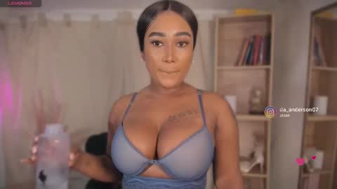 Snapshot of alessia_anderson07 chatting on February 2026 01:05:02 AM Yy online show from February 2026 01:05:02 AM