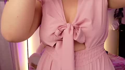 alessia dolce online show from June 2026 02:58:02 AM