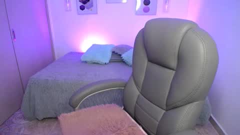 Snapshot of alessia_rouse chatting on January 2026 10:26:01 PM alessia_rouse online show from January 2026 10:26:01 PM