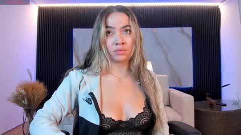 Alessia  Everyday From 0530 to 1430 Col Time online show from November 2025 11:32:02 AM