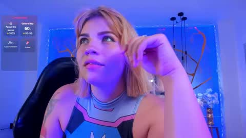 Snapshot of alessiadouce chatting on September 2025 04:16:01 AM Alessia online show from September 2025 04:16:01 AM