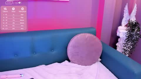 Snapshot of alessiia__ chatting on February 2026 06:40:02 AM alessiia__ online show from February 2026 06:40:02 AM