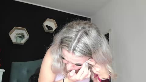 alesys69 online show from February 2025 09:41:02 PM