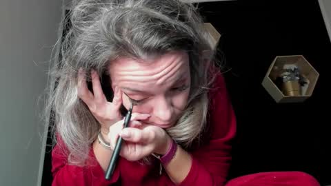 alesys69 online show from October 2025 11:52:02 PM