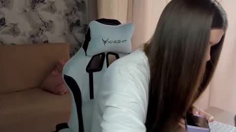 Aletta Oushen online show from September 2025 10:27:01 AM