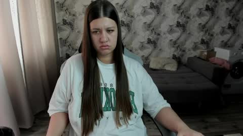 Aletta Oushen online show from March 2026 11:21:01 AM