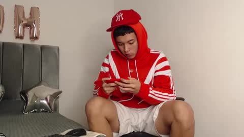 Owen online show from December 2024 05:59:02 AM