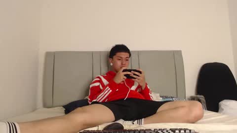 Snapshot of alex__lover chatting on February 2026 01:48:01 AM Owen online show from February 2026 01:48:01 AM