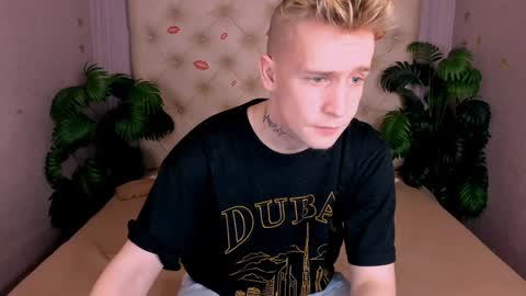 your Alex online show from February 2025 04:53:01 AM