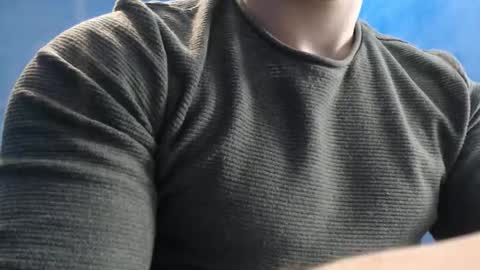 Snapshot of alex_blu chatting on March 2026 02:44:02 PM Alex online show from March 2026 02:44:02 PM