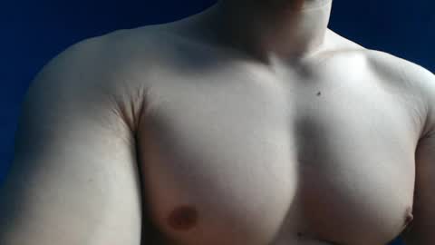 Snapshot of alex_blu chatting on March 2026 11:17:01 PM Alex online show from March 2026 11:17:01 PM