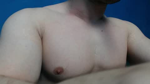 Snapshot of alex_blu chatting on April 2026 08:42:01 AM Alex online show from April 2026 08:42:01 AM