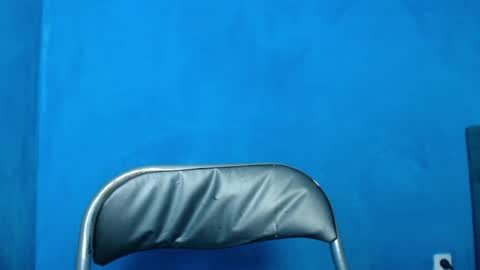 Snapshot of alex_blu chatting on April 2026 07:57:02 AM Alex online show from April 2026 07:57:02 AM