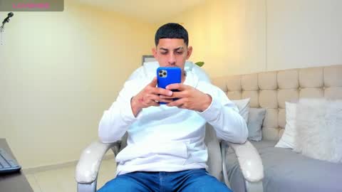 alex online show from March 2025 12:23:02 PM