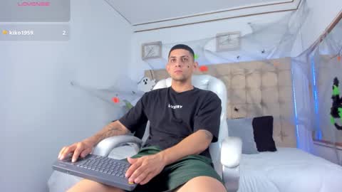 alex online show from October 2025 12:39:01 PM