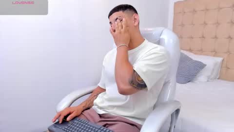 alex online show from January 2026 12:51:02 PM