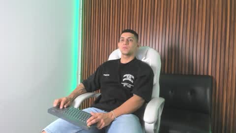 alex online show from January 2026 12:40:02 PM