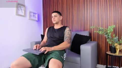 alex online show from April 2026 12:34:02 PM