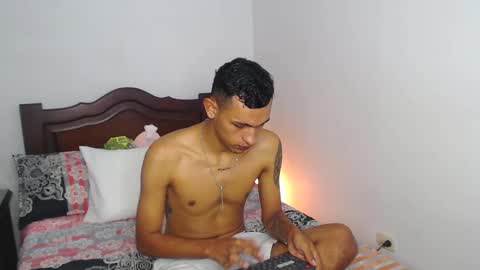 Snapshot of alex_diorrr chatting on February 2025 04:34:02 PM Alex online show from February 2025 04:34:02 PM